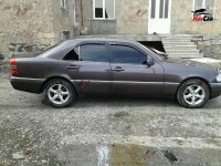 Mercedes-Benz 200 - 1995