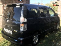 Toyota Voxy - 2002