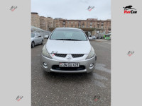Mitsubishi Grandis - 2003
