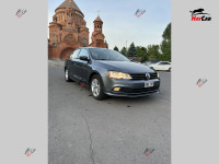 Volkswagen Jetta - 2016